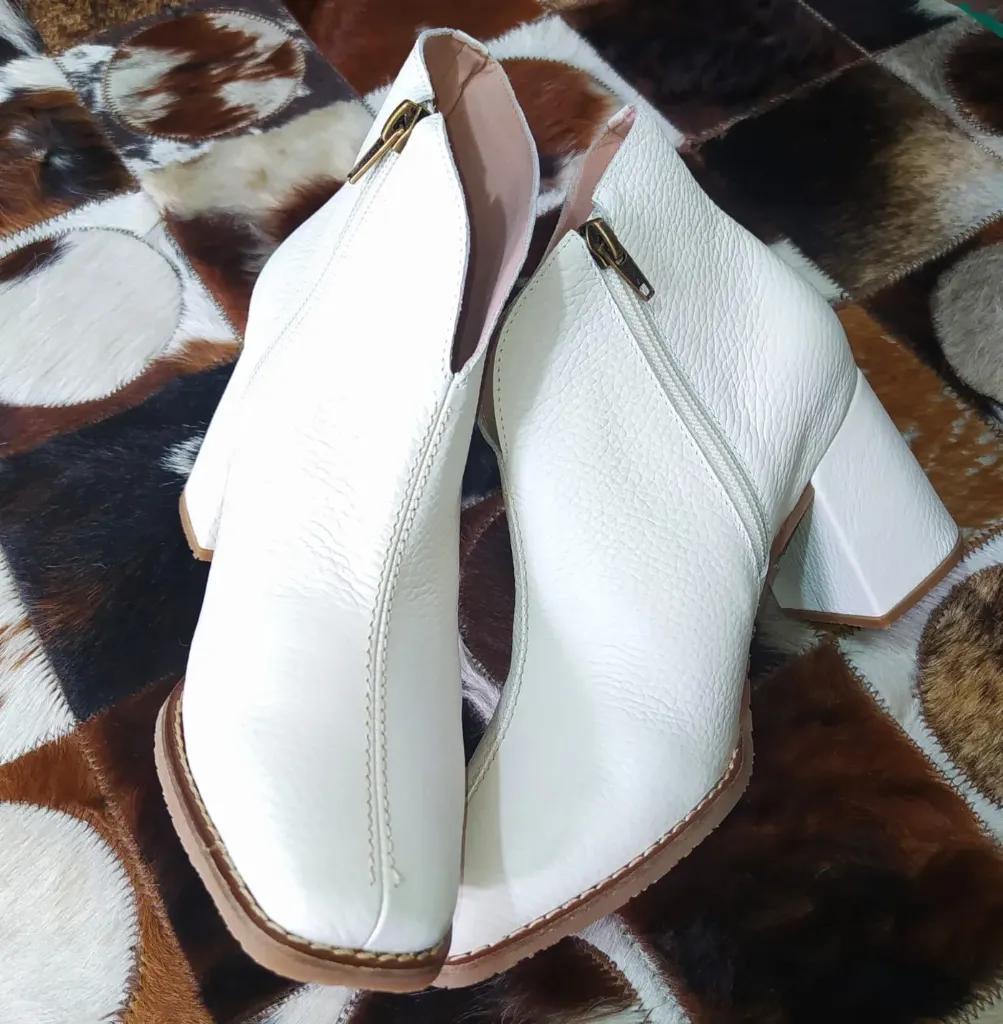 Botin Blanco Punta Cuadrada Zellex Dama