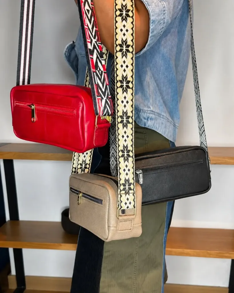 Bolso Rectangular Pequeña Cargadera Wayu Dama