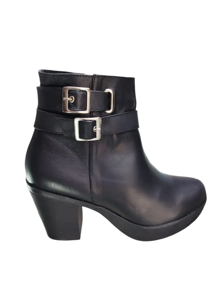 BOTA 35 TACON ALTO MAGALDY CUERO NEGRO